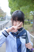 无尽的大山雀班在一个可爱的小男孩。 很好