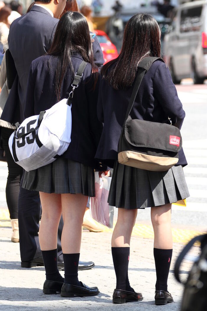 【JK盗撮50人以上】総勢50人以上の女子校生を街中で隠し... 17th image