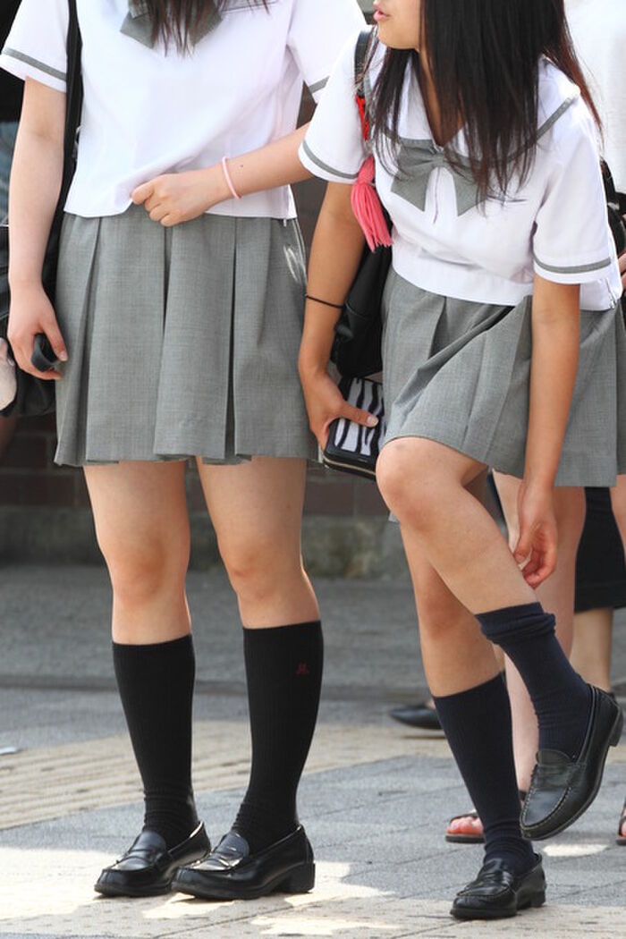 【JK盗撮50人以上】総勢50人以上の女子校生を街中で隠し... 26th image