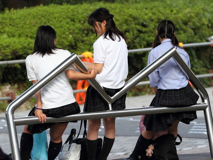 【JK盗撮50人以上】総勢50人以上の女子校生を街中で隠し... 29th image