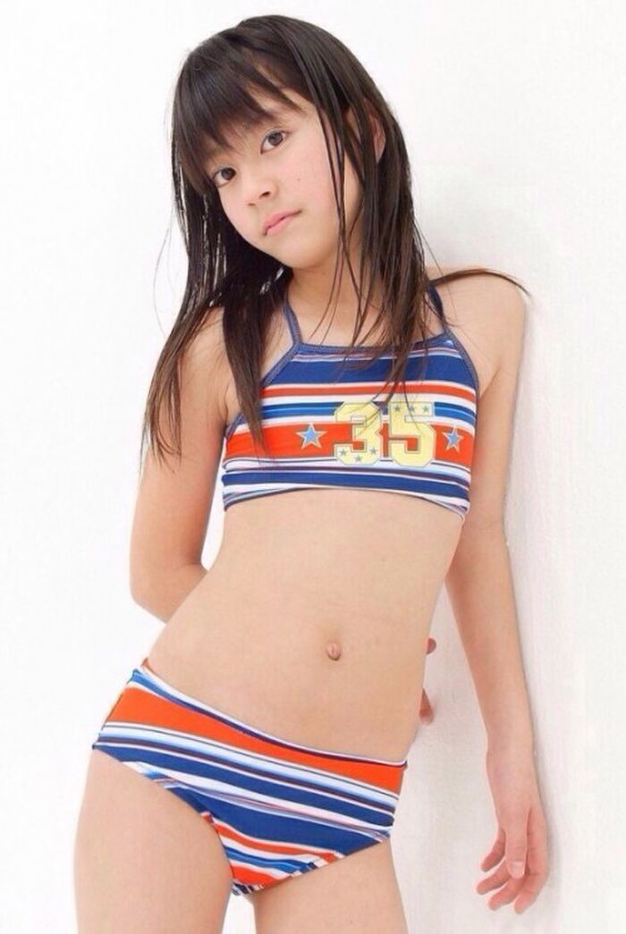 Try the furnace back 【note】 immature junior Idol extreme swimsuit picture. 2th image
