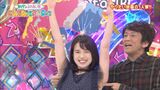 Happening hironaka ayaka Ana sleeveless on both sides with the fingers prodded.