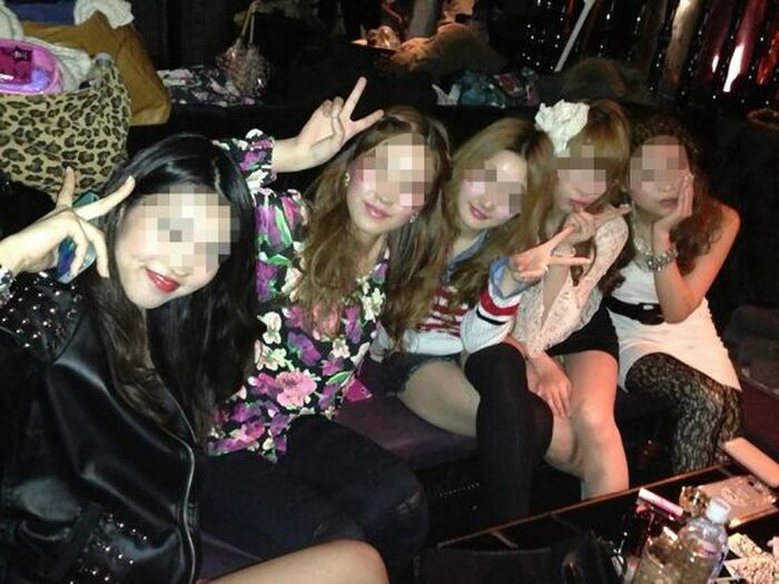 Michael Sheen's drunk party very easily hit or I will post erotic pictures you can see wwwwww 3th image